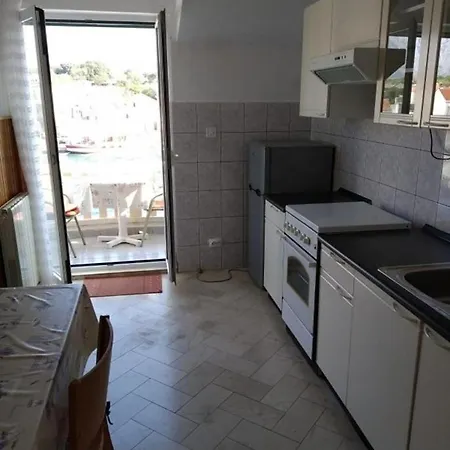 Apartment Riva - 10 M From Sea *